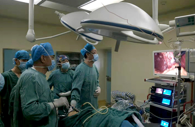 [Thoracoscopic Surgery] Thoracoscopic Lung Reduction Surgery